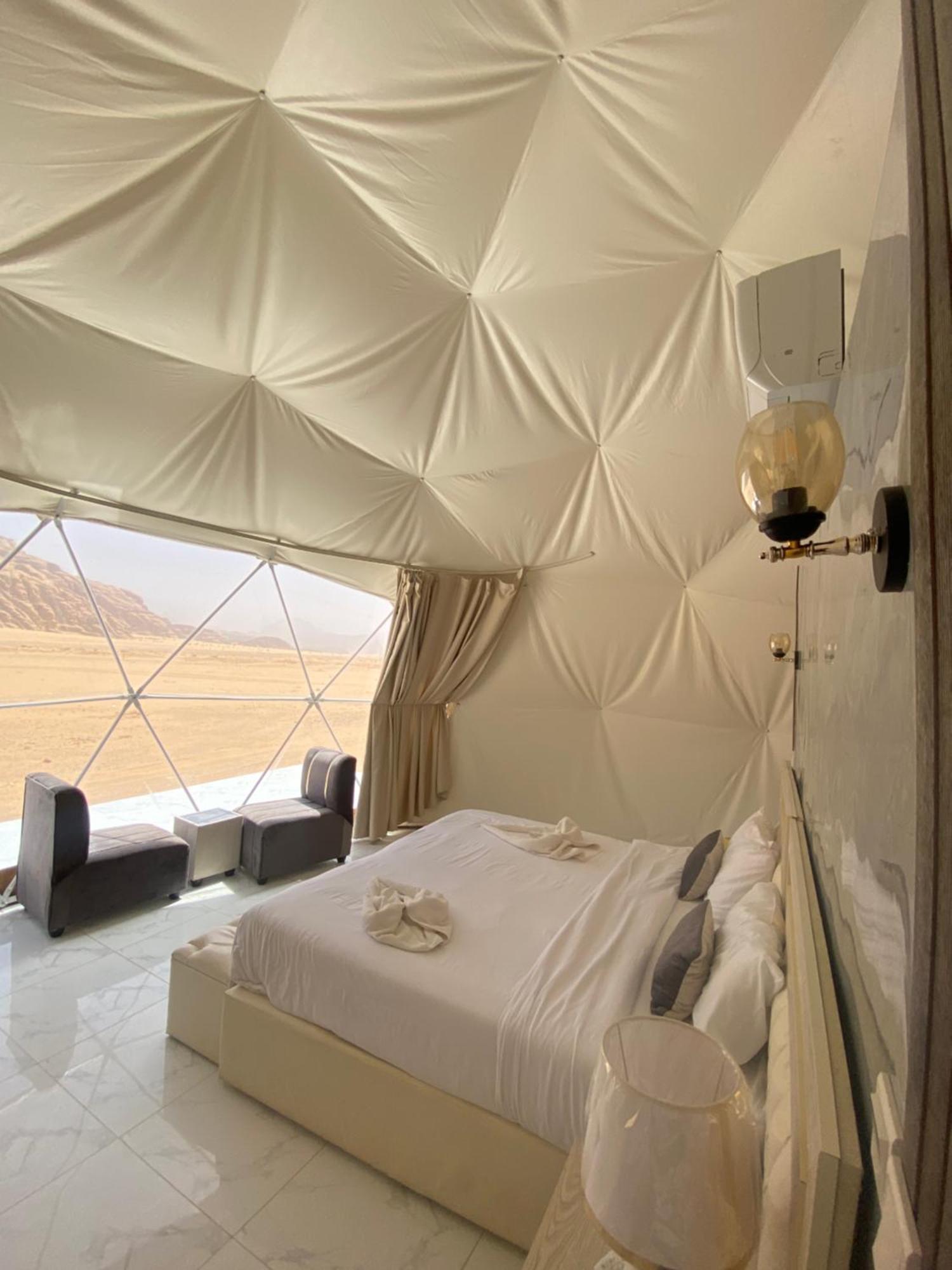Julia Rum Luxury Camp Wadi Rum Exterior foto